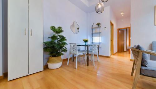 Holidays2Malaga Victoria next Old Town High Speed WIFI - Foto 3, wardrobe