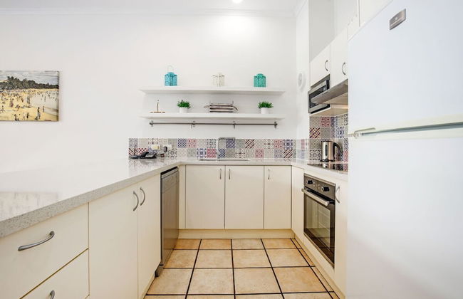 Sandy Beach Resort - Photo 16