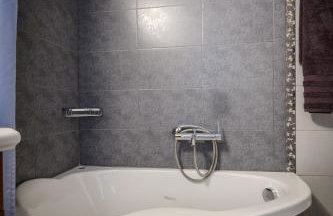 OpenView Apartment on Metro Station - Easy Parking - Foto 19