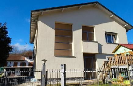 Family 3-Bedroom Apartment near MXP & Lake Maggiore - Parking - Foto 34
