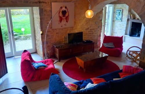 Maison du XVème au cœur du village médiéval - Foto 6