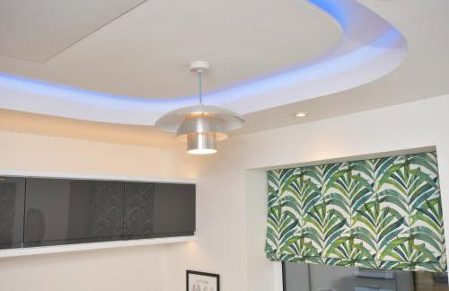 Antrobus Deluxe Apartments by YourStays - Photo 35