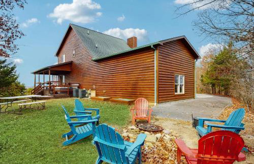 Peaceful Waterfront Retreat Sleeps 8 Dock is available & Grill - Photo 13