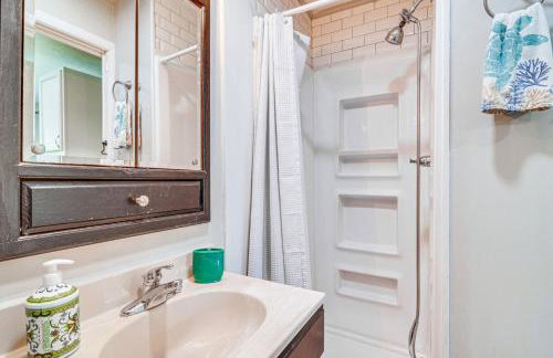 Wooded Cottage with Fire Pit and Boat Parking - Foto 18