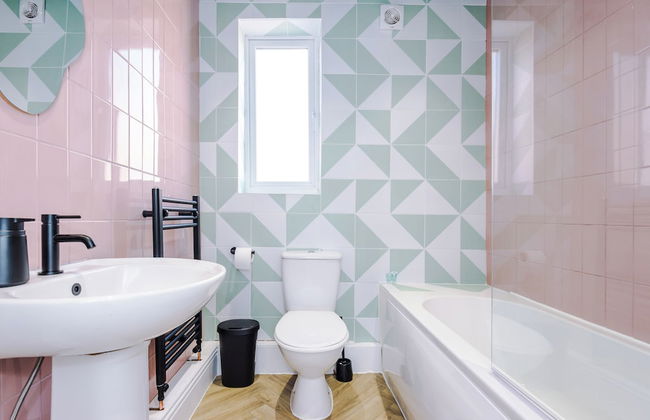 Modern 4-Bedroom in Manchester - Foto 27