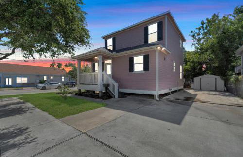 Summer Bliss 3BR Home, Walk to Beach Master Suite Sleeps 9 - Foto 53