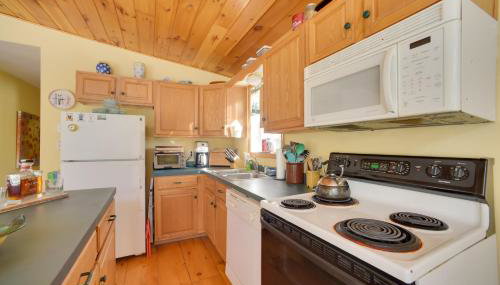 Private 7-Acre Retreat: On-Site Pond, Streams - Foto 4