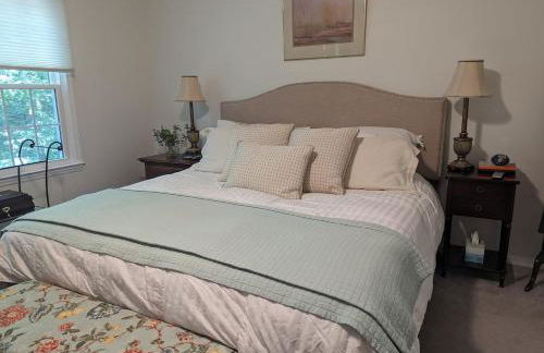 NEW! Stately 3BR25BA near Rockwood - Foto 15