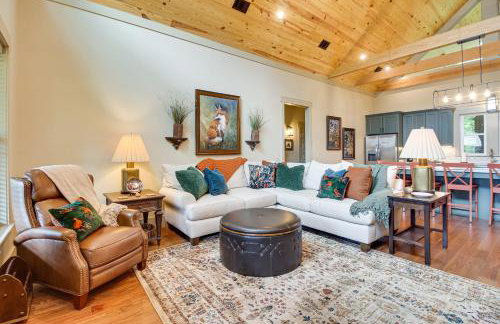 Spacious Midway Cottage with Porches, Near Hunting! - Foto 4