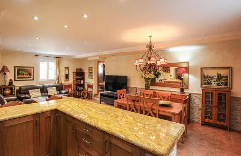 Cozy Home In Orihuela - Photo 21