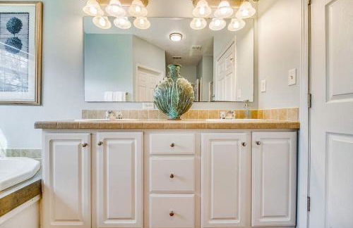 Private Patio & Close to Beach Coastal Cottage - Foto 24