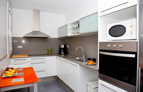 Claris Apartments - Photo 35