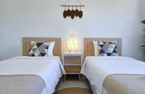 GOLDEN SUN - Sunny Balcony, Sea View, Beach, AC - Photo 25