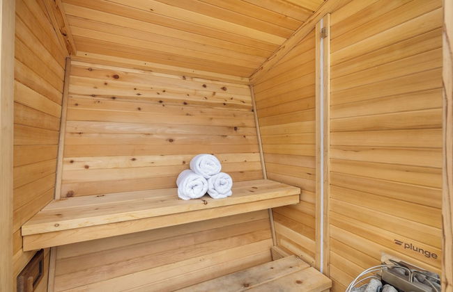 Venice View by Avantstay Walk to Venice Beach Rooftop, Ice Bath, Luxe Design - Photo 3