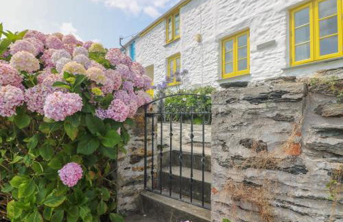 Kerbenetty Harbour Cottage - Photo 3