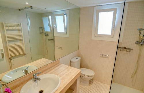 Tropical Terrace Apartment by Hello Homes Sitges - Photo 28