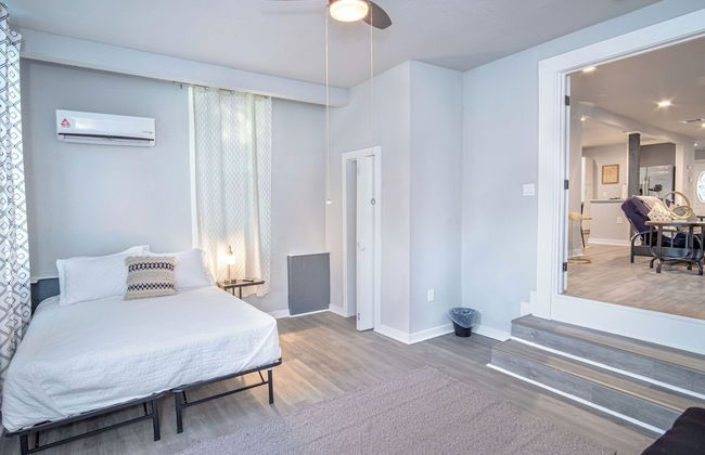 Stylish 4 Br/2ba Renovated Home Near Downtown - Foto 5