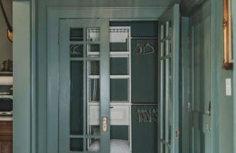 The Gilded Lady- The Gentleman's Room - Photo 12