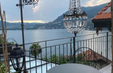 Romantic Room AL RIFUGIO DEI SOGNI terrazza con vista lago mozzafiato - Foto 2