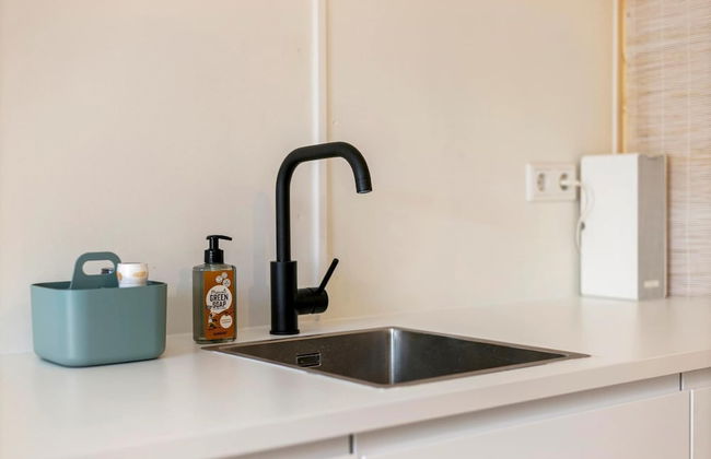 Pleasant Holiday Home in Vrouwenpolder With Garden - Photo 30