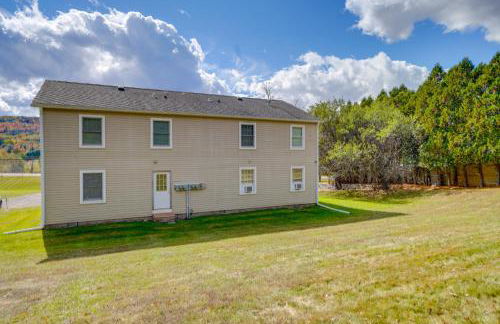 Peaceful Catskills Condo with Deck and Mountain View! - Foto 25