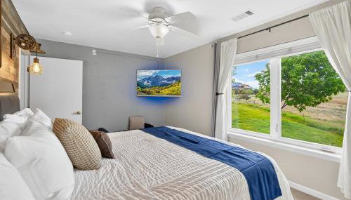Mountain & Golf View Condo Near Glenwood Springs - Photo 5