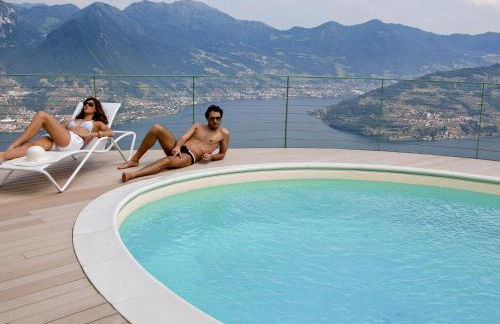 EnjoyIseoLake - Mantegna - garden with Lake view and swimming pool - Photo 14