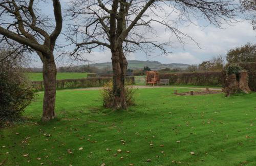 The Farmhouse - Photo 53