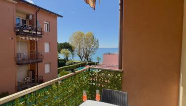 Appartamento sul lago con spiaggia privata - Foto 3