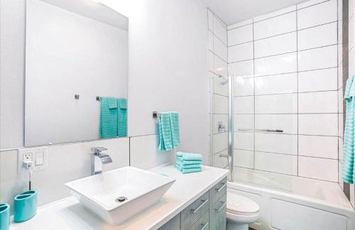 Waterfront Haven with Spectacular View in Bainbridge - Foto 22