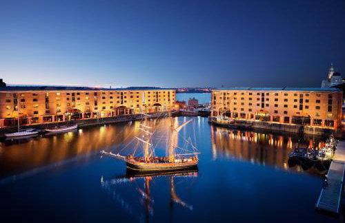 Anfield House - Liverpool Retreat 7 Bedroom Home - Photo 50