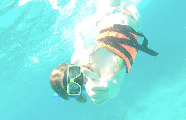 Excursão de catamarã Isla Mujeres, snorkeling, diversão, bar aberto e buffet - Foto 8