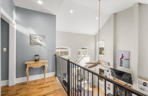 Luxury Beachside Haven with Pool and Elevator - Foto 4