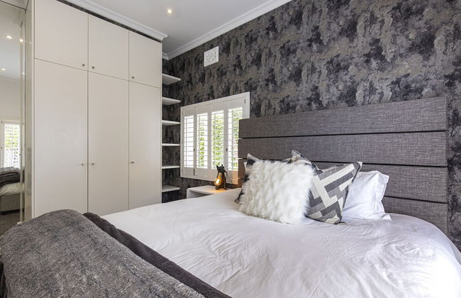 Clifton YOLO Spaces – Clifton Boutique Apartments - Photo 12