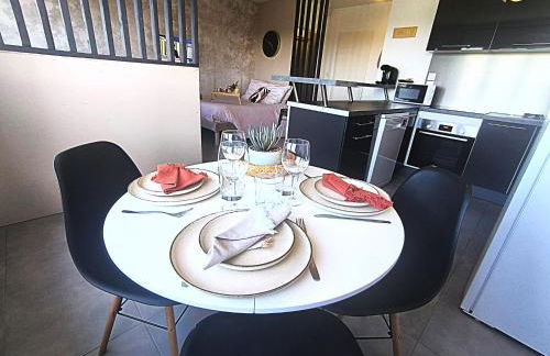 LeRelaisdOdile - Idéal PRO & Couple - Studio Cosy - Proche Metro - Parking Gratuit - Mons-en-Barœul - - WIFI HD - Smart TV - Entrée Autonome - Foto 8