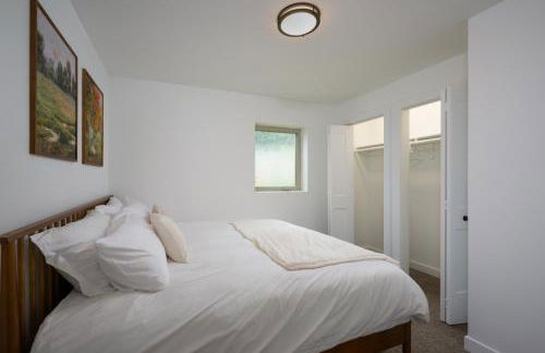 Hot Tub + Views | Cozy Retreat - Foto 17