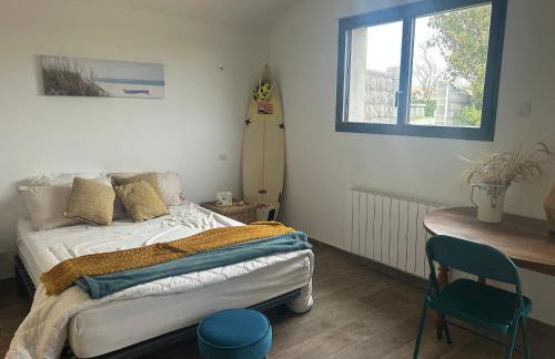 Charmante Maison Rénovée Proche Plage et Forêt avec Jardin - FR-1-652-57 - Foto 6