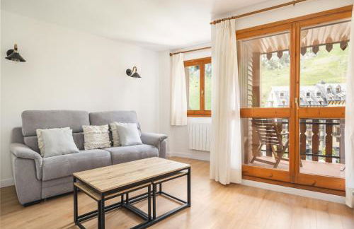 La gran plaza de candanchu - Photo 3