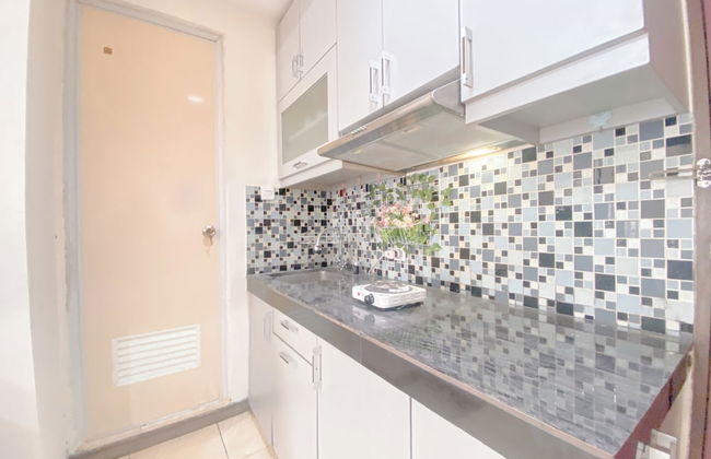 The Cozy Abode 2BR Apartment at Tamansari Panoramic - Photo 7