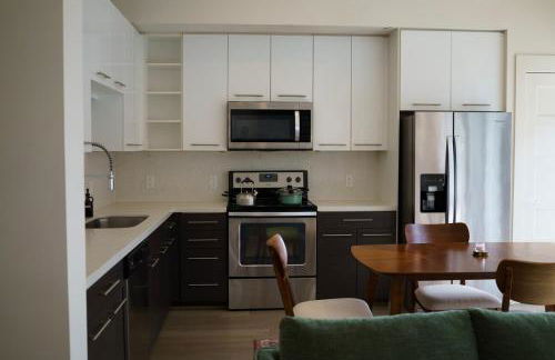 Pool View Downtown Near Stadiums - Foto 5