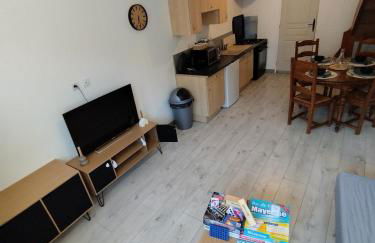 Jolie maison centre Ernée - Foto 1