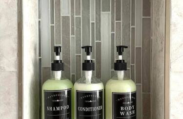 2 whole houses, Fire pit, Game room, feel at home. - Foto 22