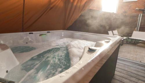 Steam and Stay Hoole - Foto 1