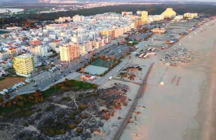 Monte Gordo T1 Parque dos Reis - Foto 44