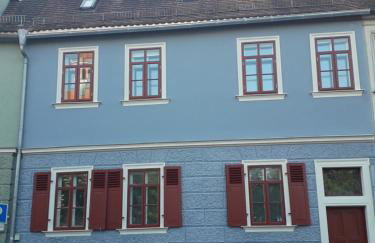 Wohnen im Einzeldenkmal - Photo 1