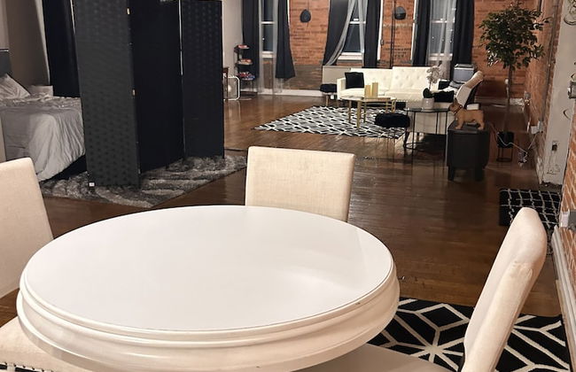 Queen G Investments 1 Bedroom Apts by RedAwning - Foto 35