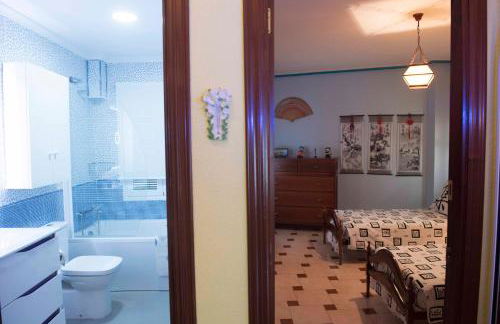 Alicante-Rental Alojamientos Turisticos CULTURAS Y COLORES EN ALMAGRO -Parking -Promocion EMPRESAS- - Foto 22