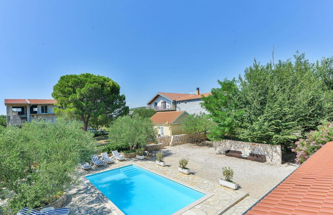 Holiday Home With Private Pool and spa - Foto 15