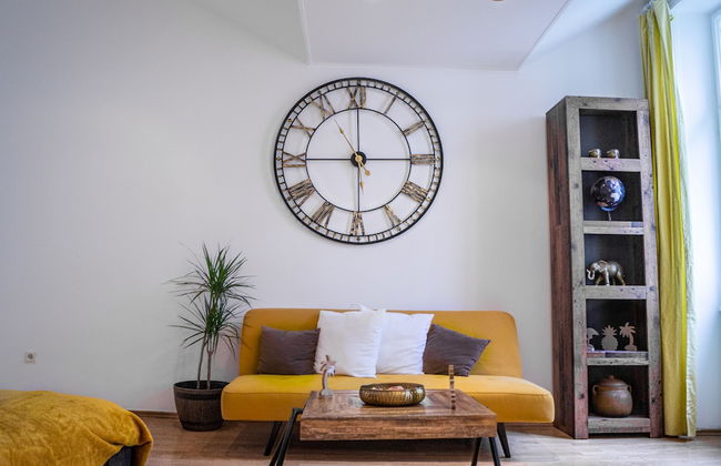 Vibrant Apartment Near Downtown - Foto 13