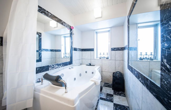 PRIMAL 2002 - Photo 39